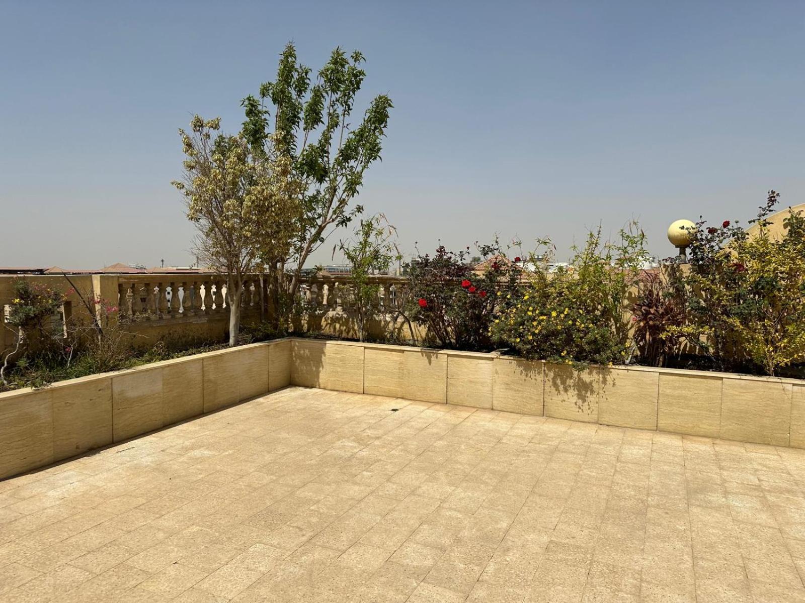 A Cozy Penthouse - Apartment In The 5Th Settlement Kairo Bagian luar foto